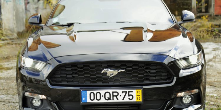 Ford Mustang 2.3 Ecoboost: O ícone Americano! 58