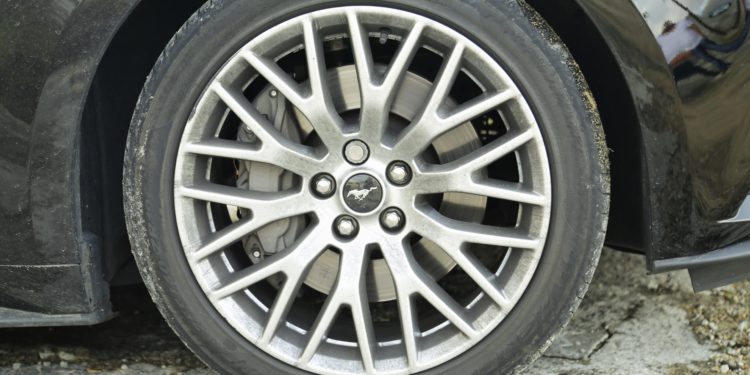 Ford Mustang 2.3 Ecoboost: O ícone Americano! 60