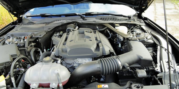 Ford Mustang 2.3 Ecoboost: O ícone Americano! 52