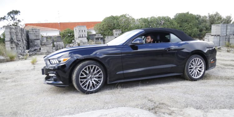Ford Mustang 2.3 Ecoboost: O ícone Americano! 41