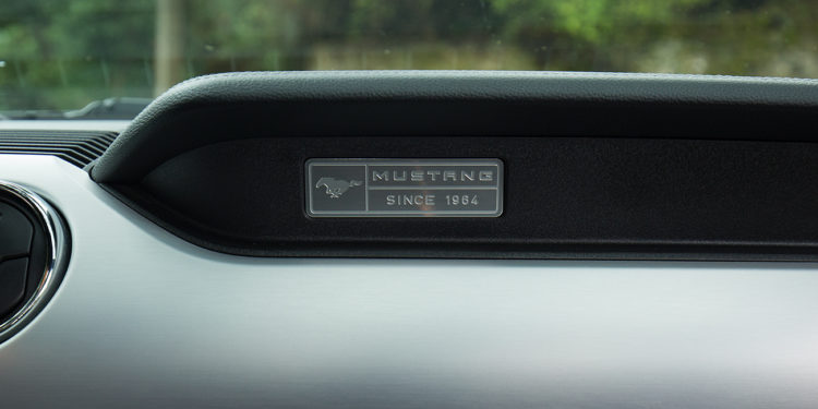 Ford Mustang 2.3 Ecoboost: O ícone Americano! 20