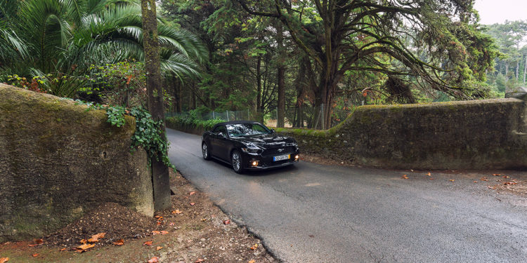 Ford Mustang 2.3 Ecoboost: O ícone Americano! 33