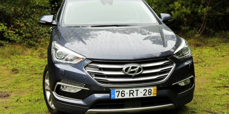 Hyundai Santa Fé 2.2 CRDi: Conforto e aventura... Q.b! 53 Hyundai Santa Fé 2.2 CRDi: Conforto e aventura... Q.b! 41