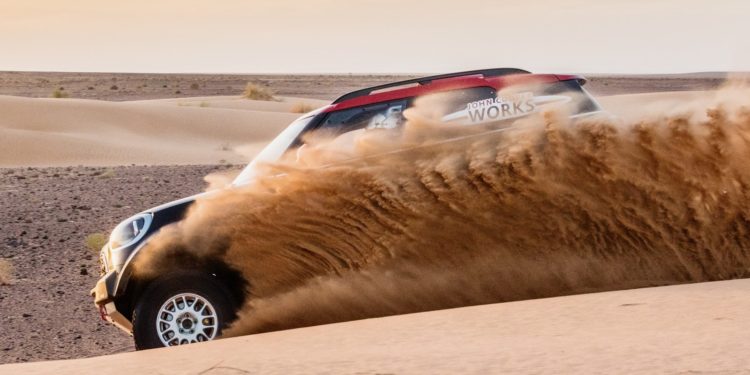Mini JCW Dakar com motor BMW de 6 cilindros! 41