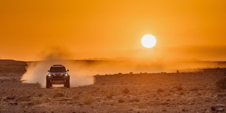 Mini JCW Dakar com motor BMW de 6 cilindros! 40