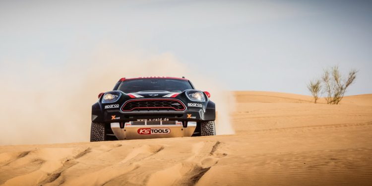 Mini JCW Dakar com motor BMW de 6 cilindros! 48