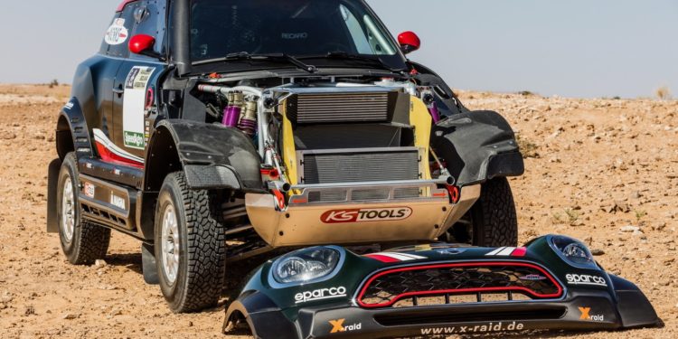 Mini JCW Dakar com motor BMW de 6 cilindros! 18