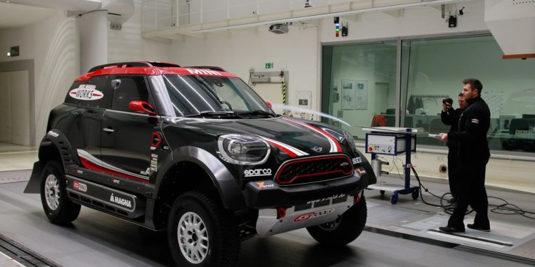 Mini JCW Dakar com motor BMW de 6 cilindros! 28