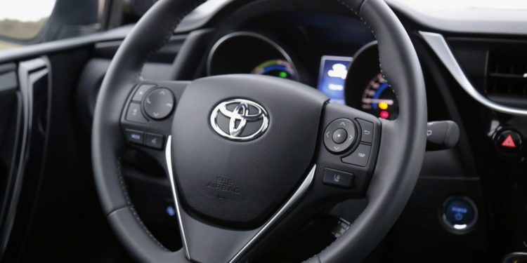 Toyota Auris Hybrid Touring: O sabor da tranquilidade! 27