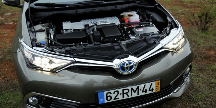 Toyota Auris Hybrid Touring: O sabor da tranquilidade! 21