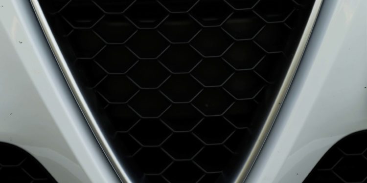 Alfa Romeo Giulia 2.2 JTDM: Esculpido pelo Divino! 42