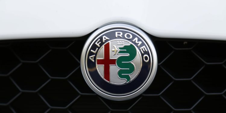 Alfa Romeo Giulia 2.2 JTDM: Esculpido pelo Divino! 33