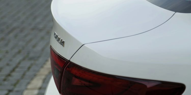 Alfa Romeo Giulia 2.2 JTDM: Esculpido pelo Divino! 29