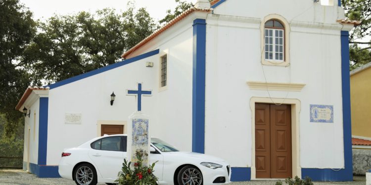 Alfa Romeo Giulia 2.2 JTDM: Esculpido pelo Divino! 14