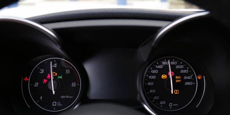 Alfa Romeo Giulia 2.2 JTDM: Esculpido pelo Divino! 59