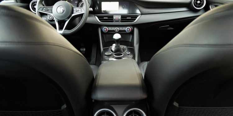 Alfa Romeo Giulia 2.2 JTDM: Esculpido pelo Divino! 53