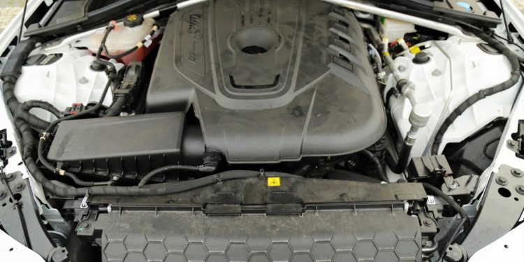 Alfa Romeo Giulia 2.2 JTDM: Esculpido pelo Divino! 45