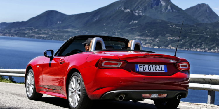 FIAT 124 Spider celebra 50 anos: Conheça a história! 44