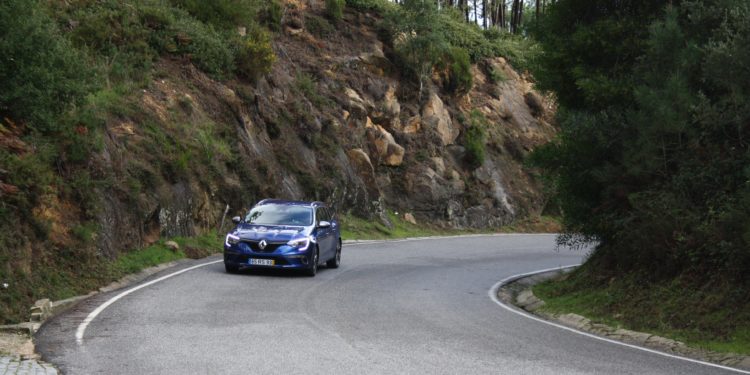 Renault Mégane Sport Tourer GT 205 EDC: Vida em modo "Sport". 45