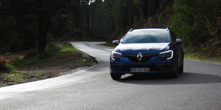 Renault Mégane Sport Tourer GT 205 EDC: Vida em modo "Sport". 43