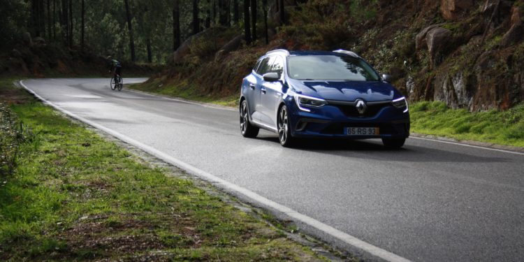 Renault Mégane Sport Tourer GT 205 EDC: Vida em modo "Sport". 41