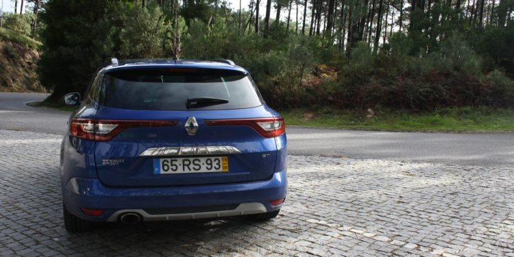 Renault Mégane Sport Tourer GT 205 EDC: Vida em modo "Sport". 35