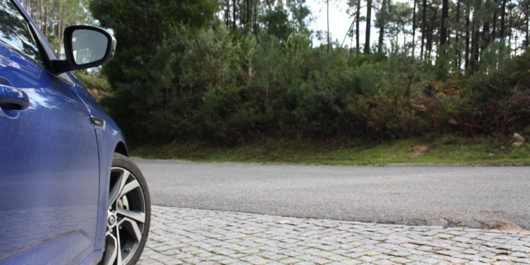 Renault Mégane Sport Tourer GT 205 EDC: Vida em modo "Sport". 36