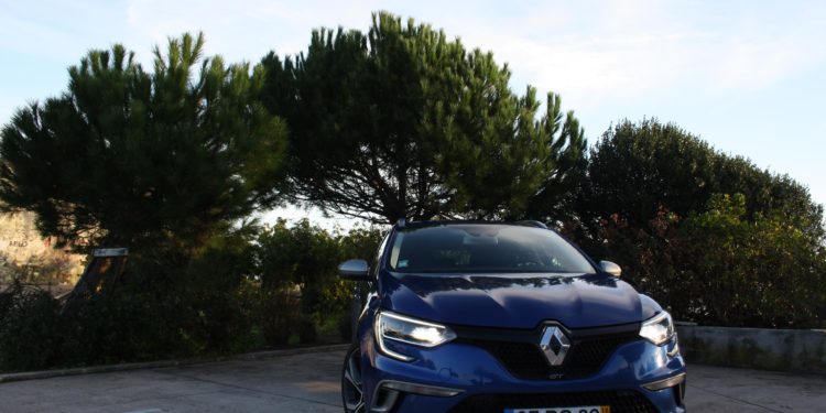 Renault Mégane Sport Tourer GT 205 EDC: Vida em modo "Sport". 91
