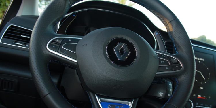 Renault Mégane Sport Tourer GT 205 EDC: Vida em modo "Sport". 71