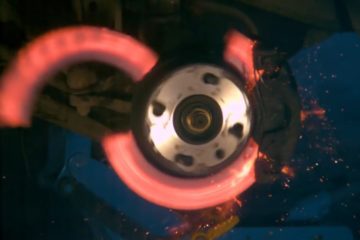 É assim que fica um disco de travão antes de explodir! (Video) 13