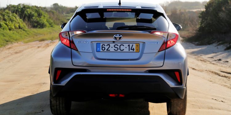 Toyota C-HR Hybrid: A lufada de ar fresco! 57