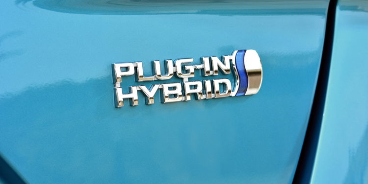 Toyota revela novo Prius Plug-in Hybrid para a Europa! 52