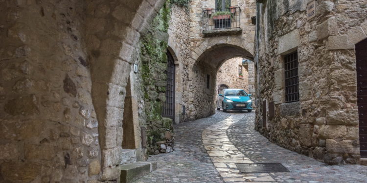 Toyota revela novo Prius Plug-in Hybrid para a Europa! 39