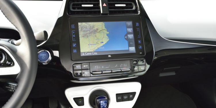 Toyota revela novo Prius Plug-in Hybrid para a Europa! 34