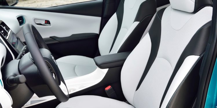 Toyota revela novo Prius Plug-in Hybrid para a Europa! 33