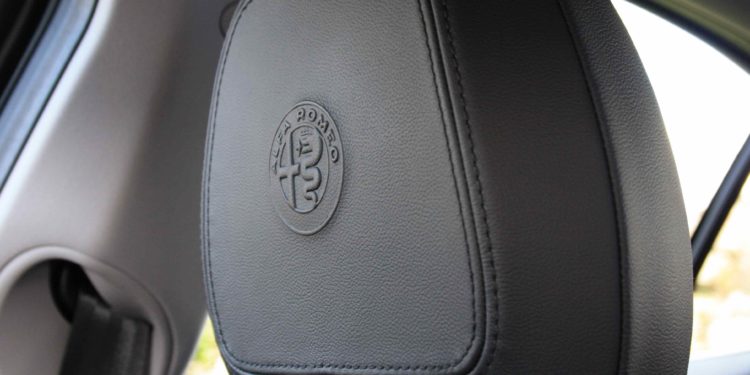 Alfa Romeo Giulia 2.2 JTDM AT8 180cv: A mecânica da emoção! 92