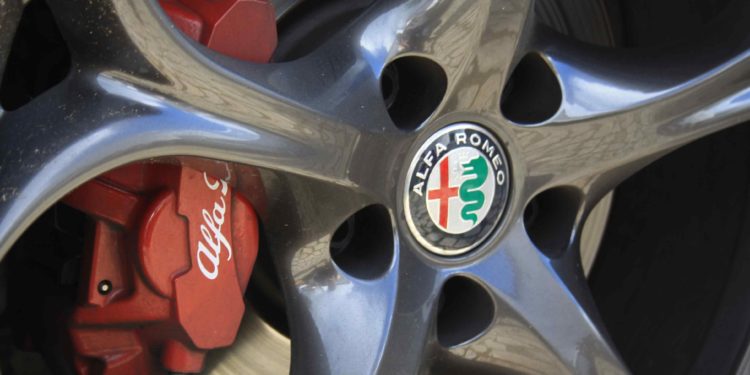 Alfa Romeo Giulia 2.2 JTDM AT8 180cv: A mecânica da emoção! 59