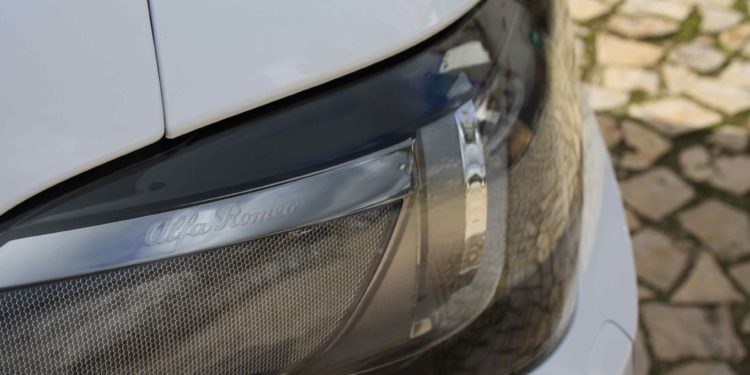 Alfa Romeo Giulia 2.2 JTDM AT8 180cv: A mecânica da emoção! 54