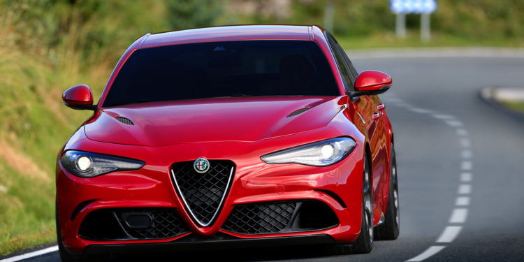 Alfa Romeo Giulia Coupé a caminho de Genebra! 15