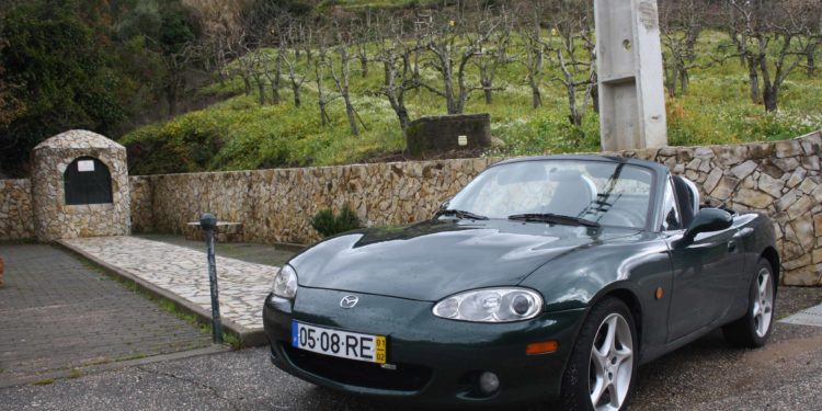 O prazer de ter um roadster: Ao volante do Mazda MX-5 NB! 55