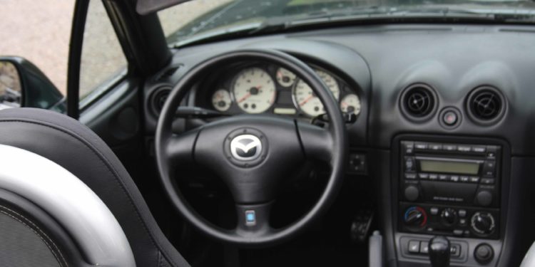 O prazer de ter um roadster: Ao volante do Mazda MX-5 NB! 50