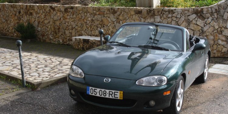 O prazer de ter um roadster: Ao volante do Mazda MX-5 NB! 38