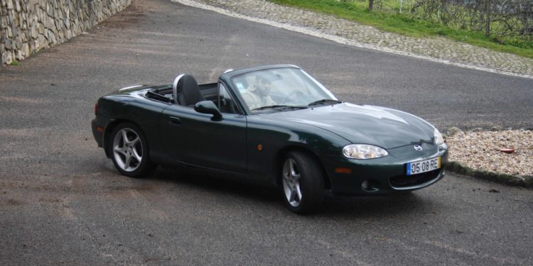 O prazer de ter um roadster: Ao volante do Mazda MX-5 NB! 29