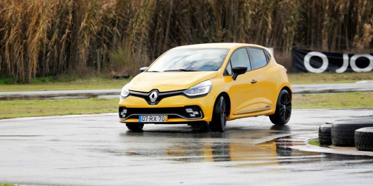 Renault Clio R.S Trophy: Testámos o utilitário mais rápido de Nurburgring! 126