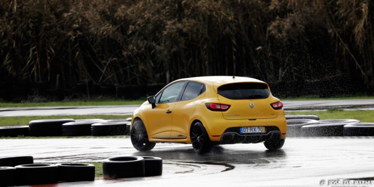 Renault Clio R.S Trophy: Testámos o utilitário mais rápido de Nurburgring! 117