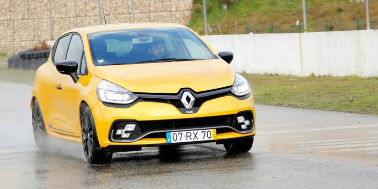 Renault Clio R.S Trophy: Testámos o utilitário mais rápido de Nurburgring! 103