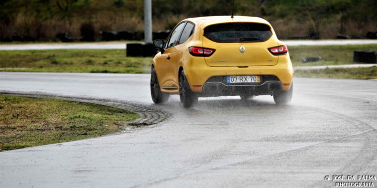 Renault Clio R.S Trophy: Testámos o utilitário mais rápido de Nurburgring! 101