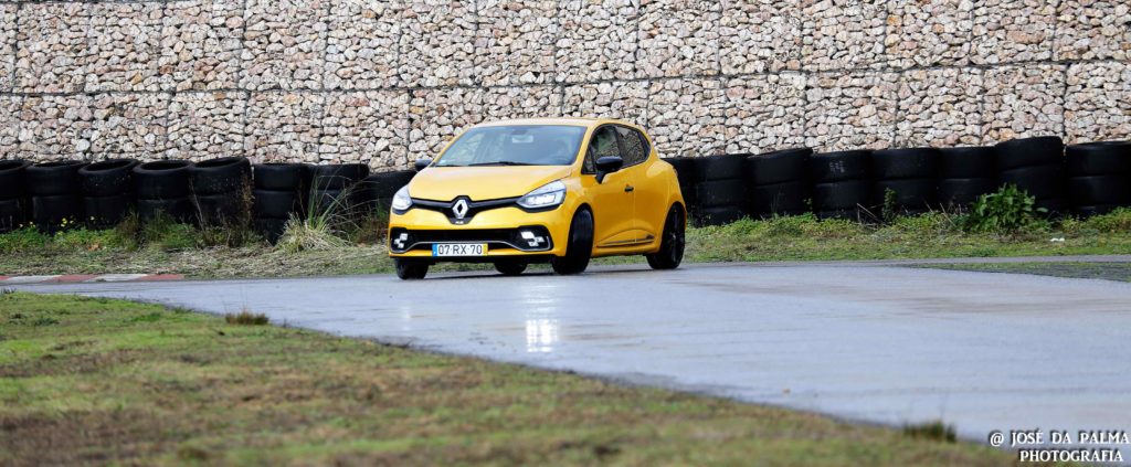 Renault Clio R.S Trophy: Testámos o utilitário mais rápido de Nurburgring! 24