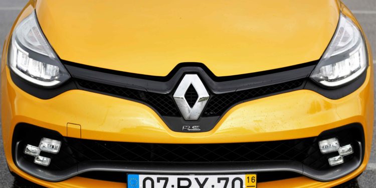 Renault Clio R.S Trophy: Testámos o utilitário mais rápido de Nurburgring! 86