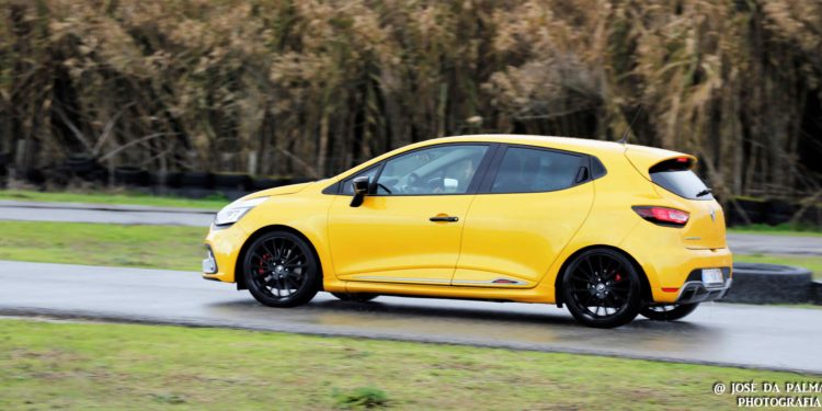 Renault Clio R.S Trophy: Testámos o utilitário mais rápido de Nurburgring! 81